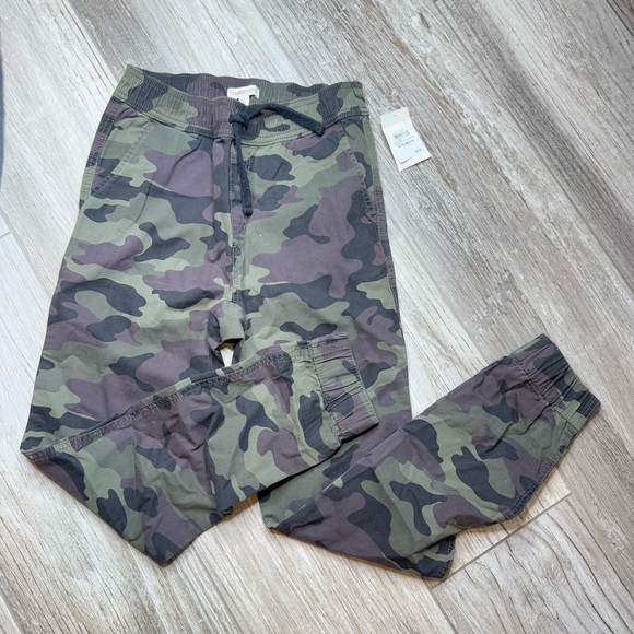 Tucker & Tate Camo O’Neil Hybrid Pant Bundle size 10/12 - Picture 3 of 8